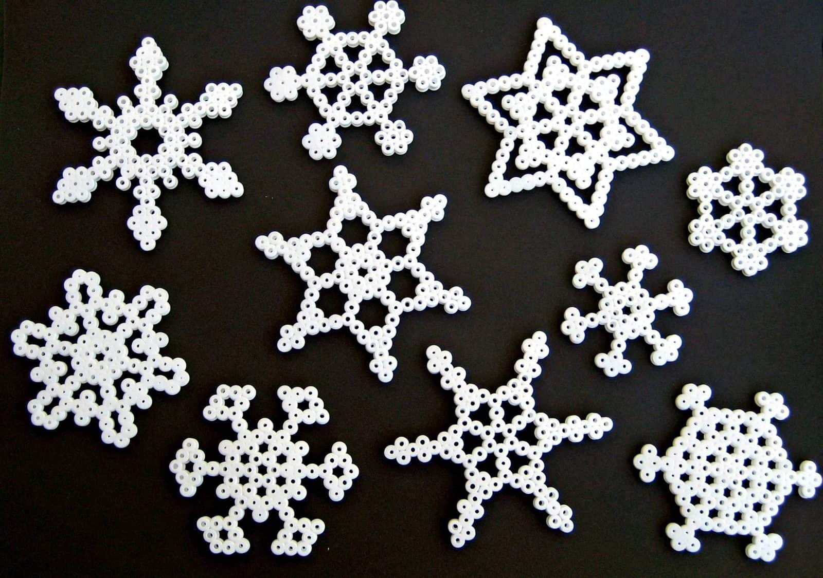 Hama bead patterns snowflakes Eventofy Magazine Communauté